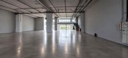 Carros Centre (D25), Factory #628249061